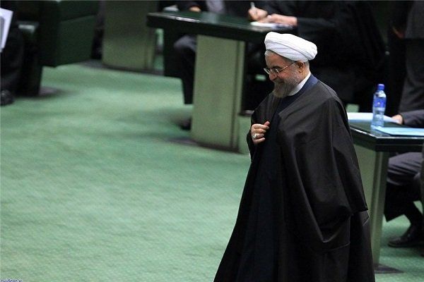 مجلس از چهار پاسخ رییس جمهور قانع نشد