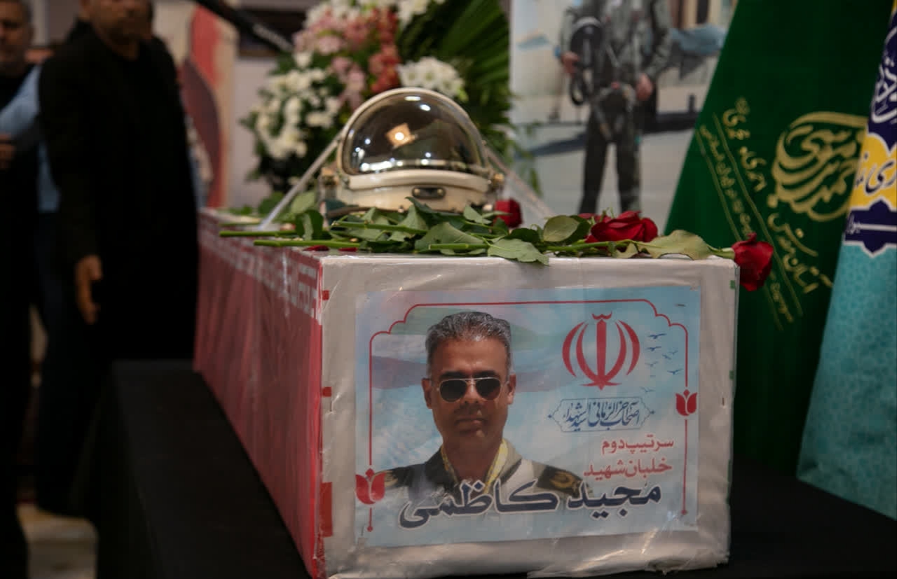 تشییع خلبان شهید مجید کاظمی