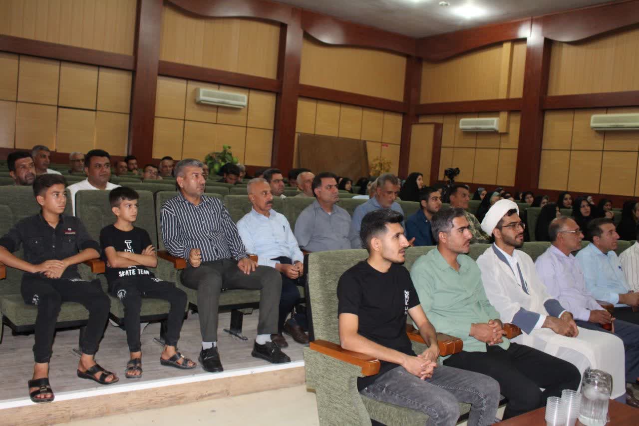 شاعران آئینی