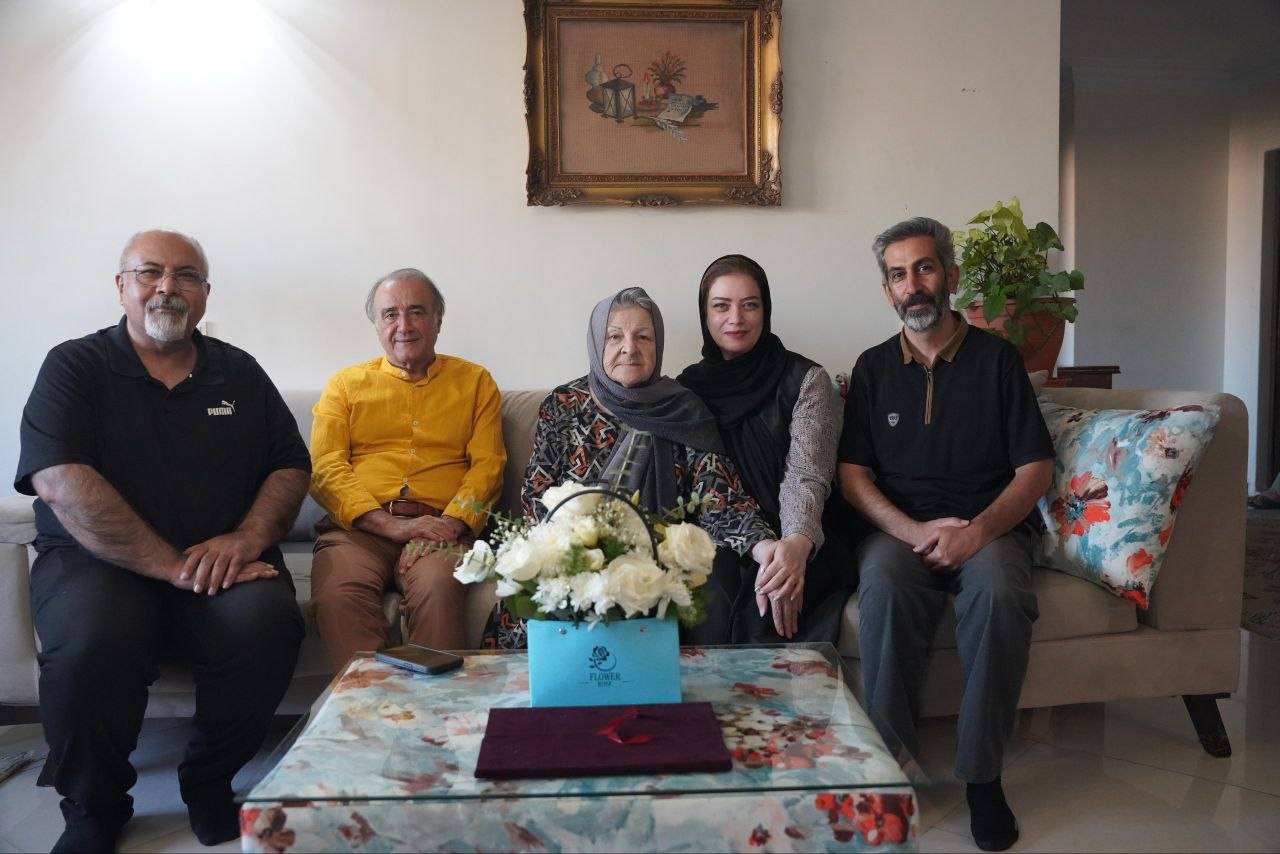 ازیتا لاچینی