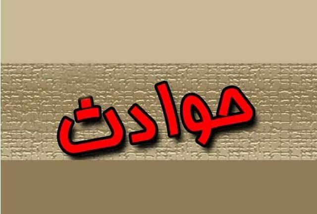 برخورد تریلی با اتوبوس در شمال فارس یک کشته و سه مصدوم برجای گذاشت