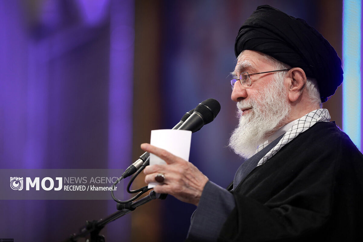 دیدار خانواده شهدای اقتدار با رهبر انقلاب در روز میلاد امیرالمومنین علیه‌السلام