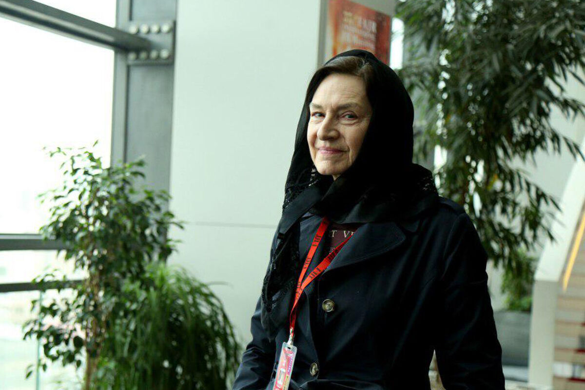 دبورا یانگ