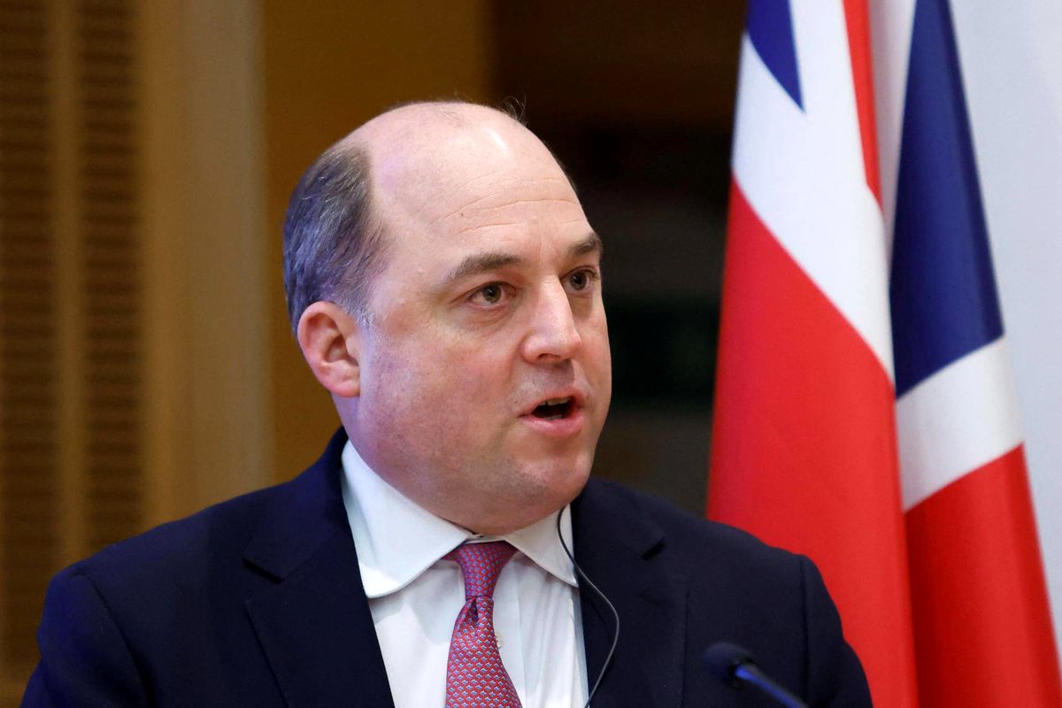 وزیر دفاع انگلیس