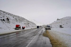 بارش برف در محورهای کوهستانی چهارمحال و بختیاری