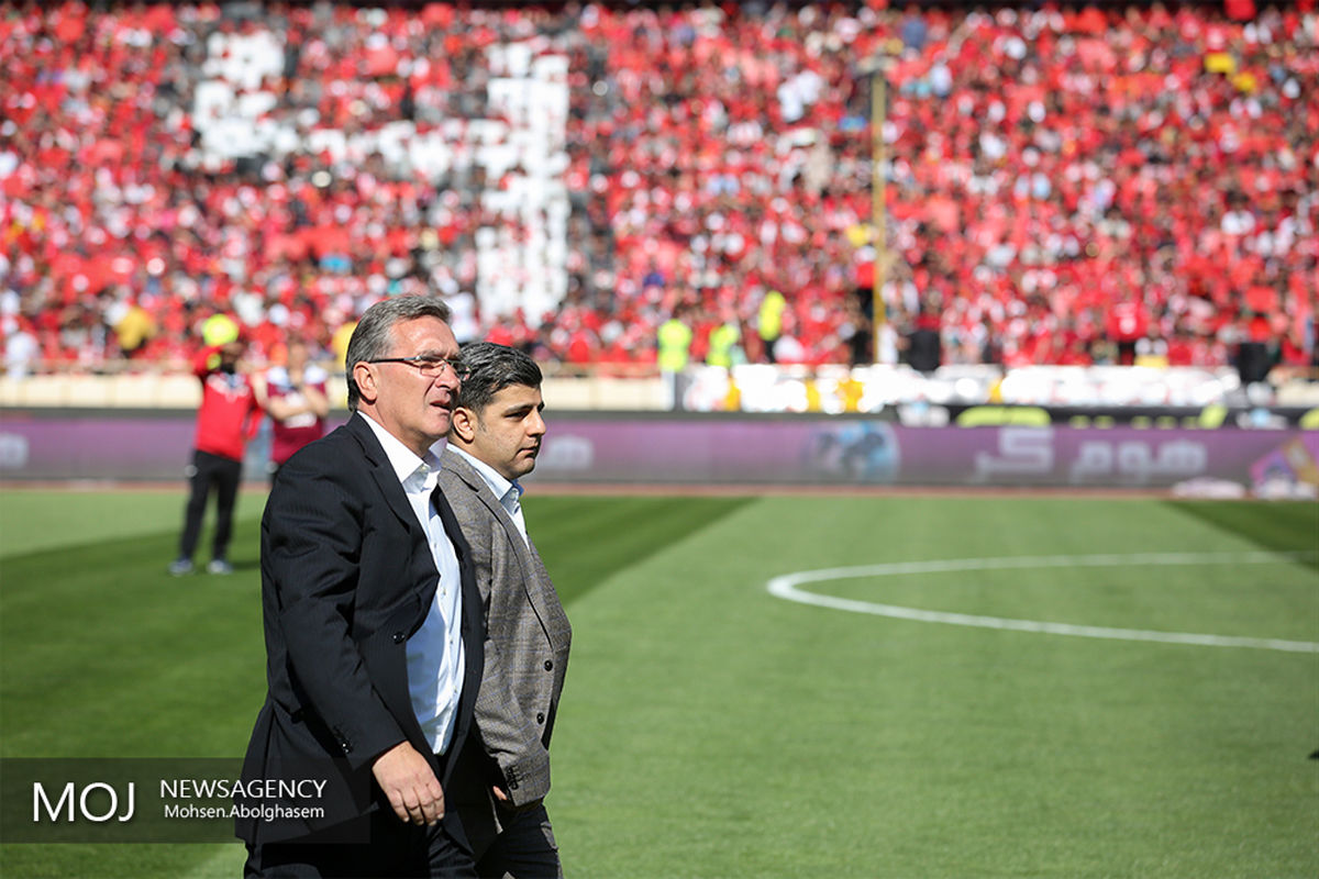 دیدار تیم های فوتبال پرسپولیس تهران و پدیده مشهد