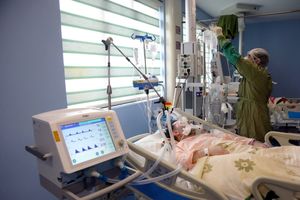 کمبود تخت بیمارستانی و نیروی درمان در هرمزگان