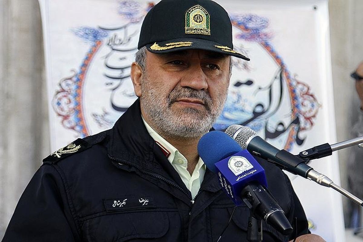 علیرضا اکبرشاهی