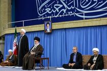 مقام معظم رهبری: اگر آنها برجام را پاره کردند، ما آن را آتش می‌زنیم / تحریمها رفع نشد