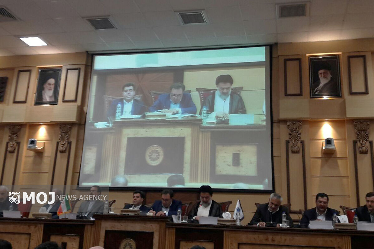 همایش رهیافتی نو برای توسعه استان لرستان