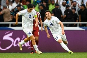 تیم ملی فوتبال ازبکستان صدرنشین جدول گروه C شد