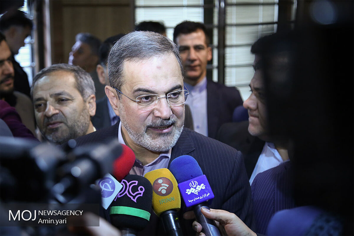 نواختن زنگ انقلاب/سيدمحمد بطحایی وزير آموزش و پرورش