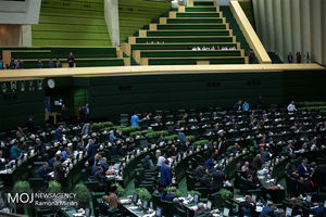 تقاضای ارجاع لوایح به کمیسیون ها باید در صحن علنی بررسی شود