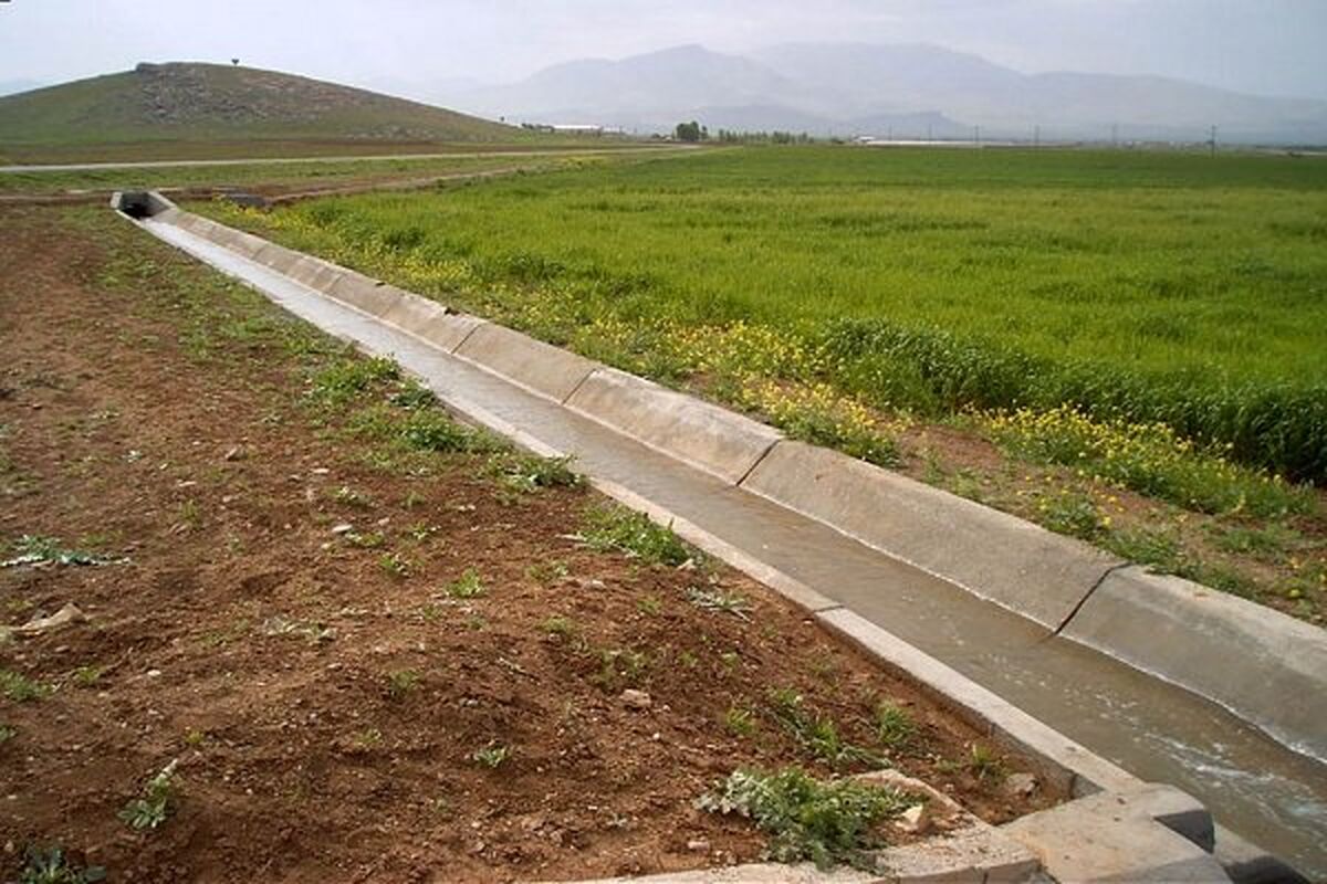 کانال آب و زهکشی
