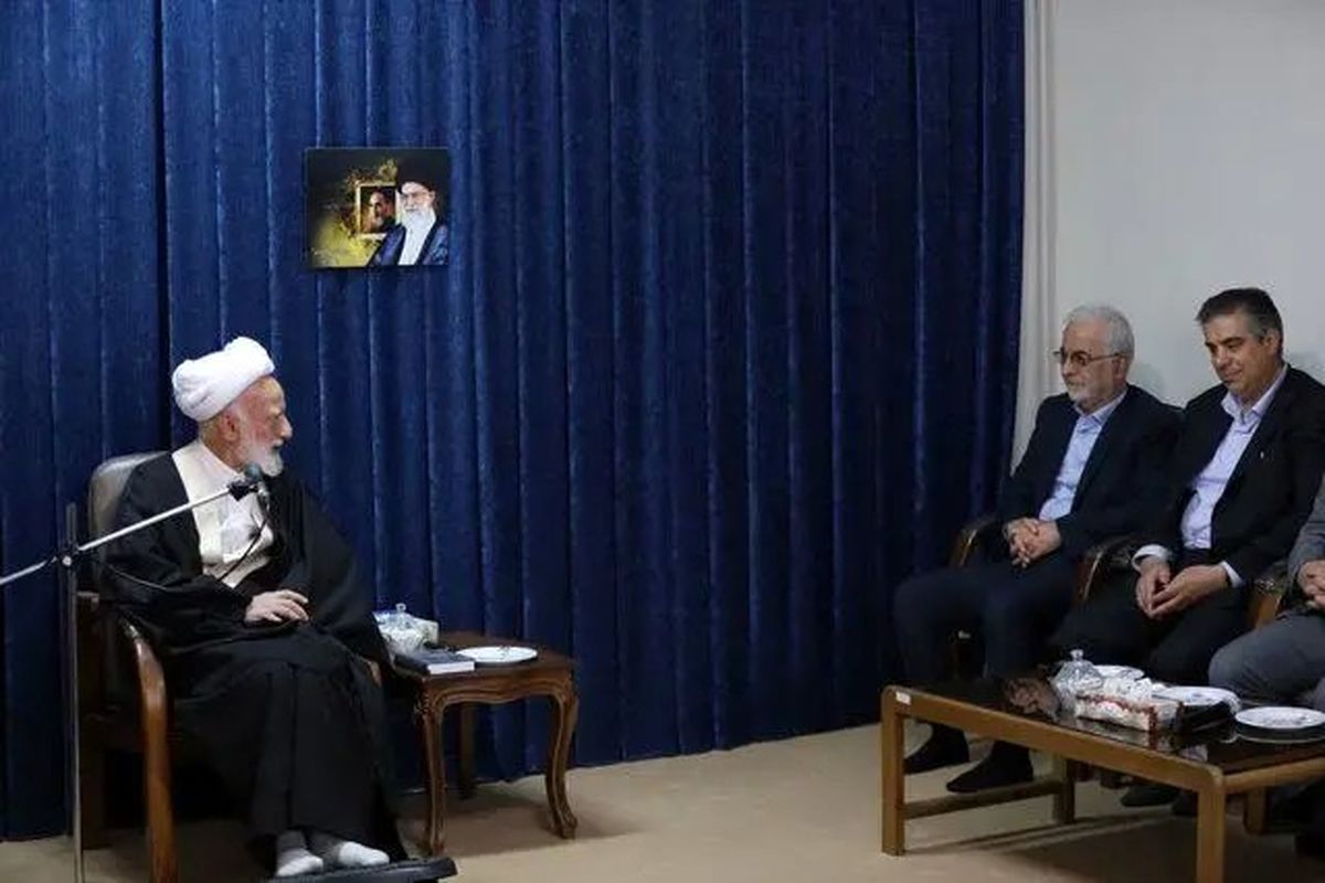 دری نجف آبادی