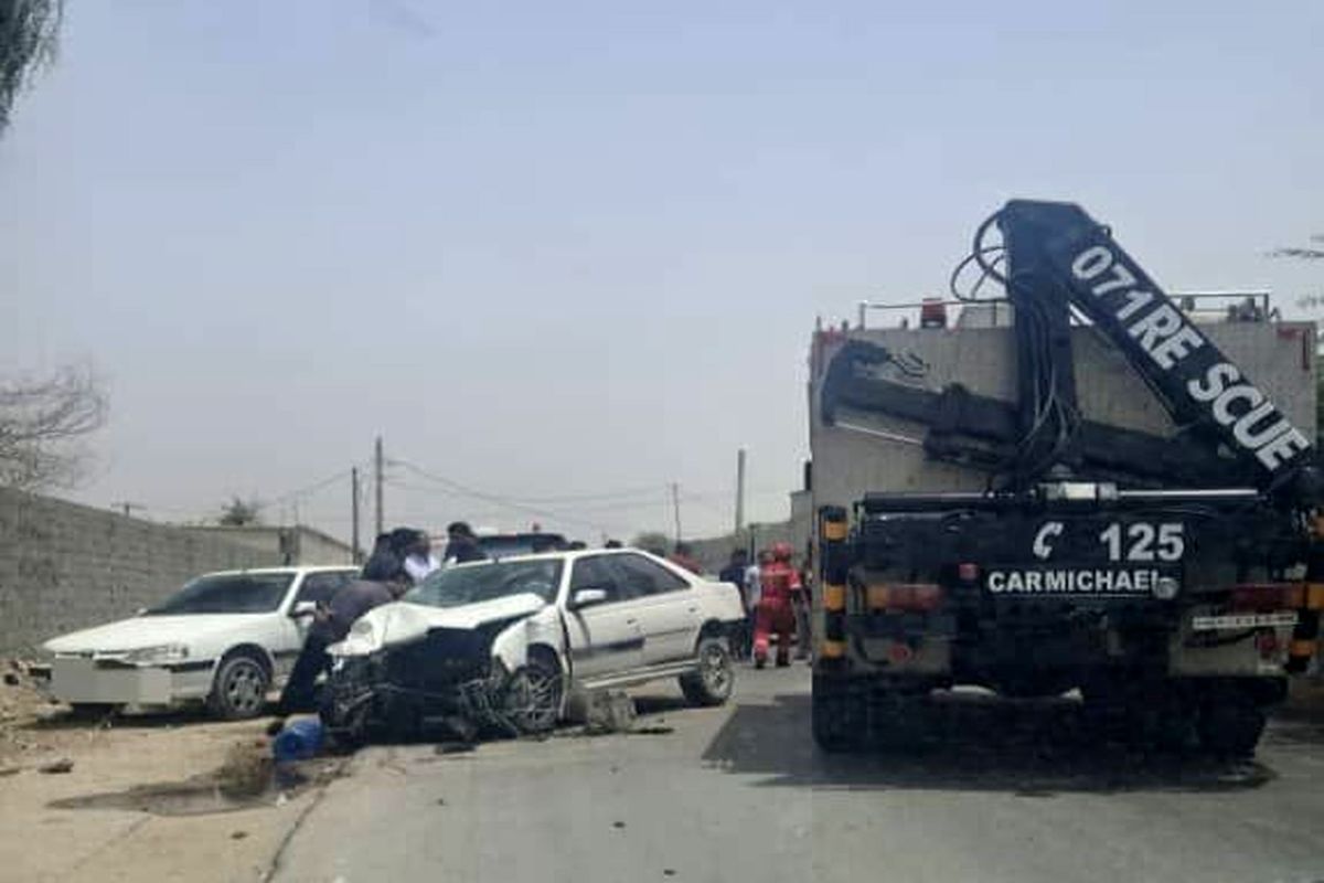 تصادق در جاده آبشورک 