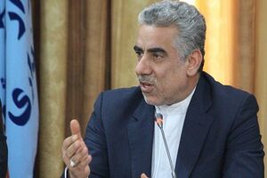 نباید  موسسات دولتی علمی کاربردی با خصوصی به رقابت بپردازند 