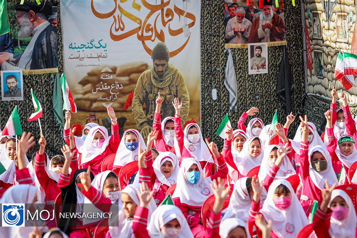 نواختن زنگ آغاز سال تحصیلی ۱۴۰۱ 