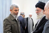 لحظاتی منتشر نشده از دیدار شهید یحیی السنوار با رهبر انقلاب + فیلم