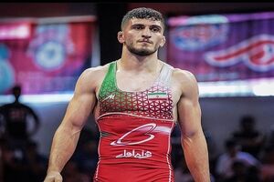 نخودی بی حریف در کشتی آزاد رنکینگ اتحادیه جهانی طلا گرفت