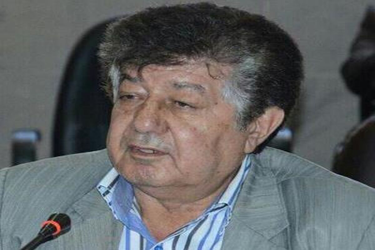 آزاد مرد