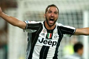 من را همچنان «چاق» خطاب کنید، من هم به گلزنی‌‎ام ادامه می‌دهم