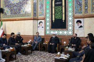 هجمه‌هایی که بر کشور وارد می‌شود، ناشی از ایستادگی ما بر مسیر اهل بیت(ع) است