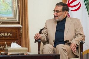 شمخانی با یوسف بن علوی دیدار می کند