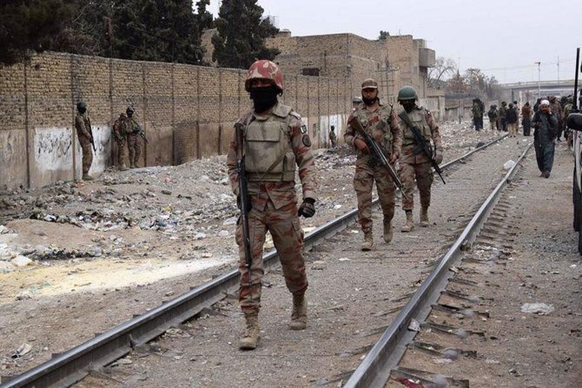 بمبگذاری در قطار پاکستان