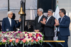 مراسم نواختن زنگ آغاز معاملات بورس تهران