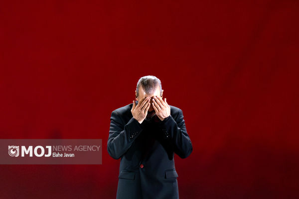 علیرضا قربانی اجرای رایگان میدان آزادی را تکذیب کرد