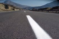 اجرای عملیات خط کشی در محورهای ارتباطی محمودآباد