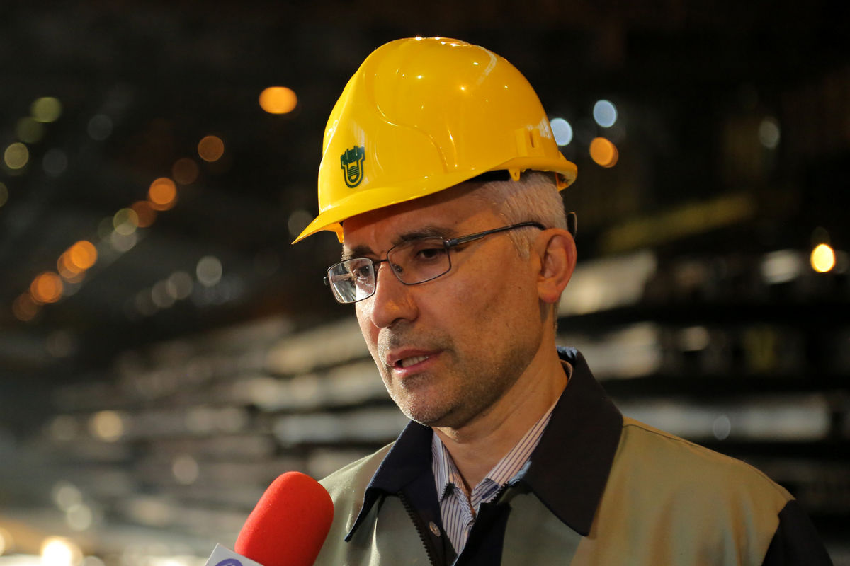 منصور یزدی زاده