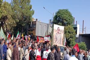 پیکر سردار شهید حسین ظریفی در گناباد تشییع شد