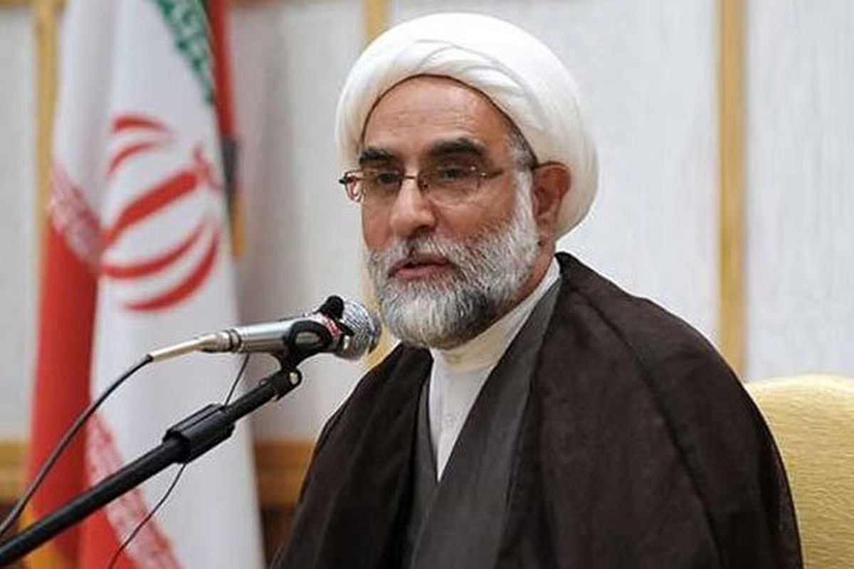 مدیر مدرسه امام کاظم