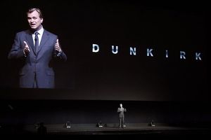 سینما در خطر است/ در خانه فیلم ها را تماشا نکنید