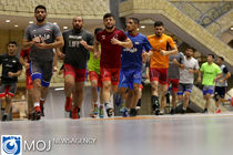 ملی پوشان ایران عازم مسابقات کشتی آزاد قهرمانی جهان شدند