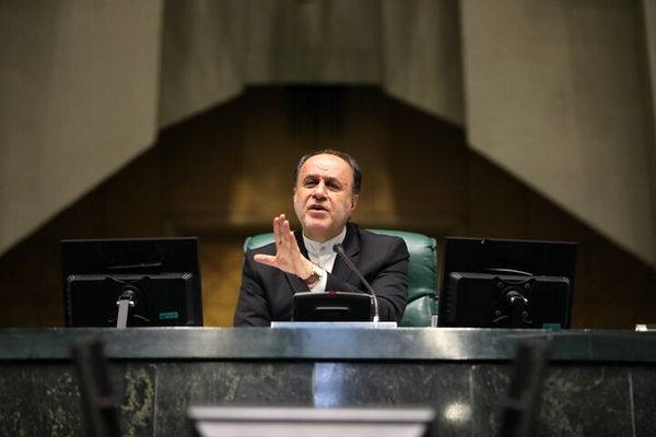 نجات کشور در گرو عمل بسیجی است