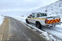 تداوم عملیات برف‌روبی در محورهای کوهستانی فارس؛ تردد جریان دارد