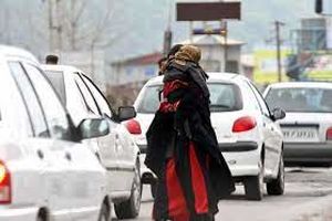 ساماندهی ۵۲ متکدی و دست‌فروش در شهر اصفهان