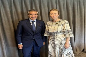 گروسی با کالاس درباره ایران رایزنی کرد