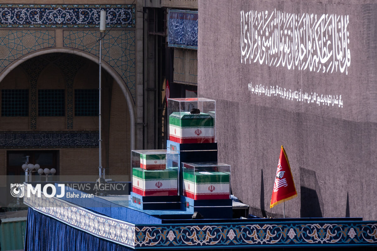 مراسم وداع با رهبر شهید انقلاب