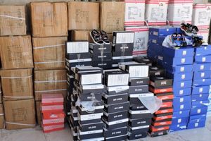 کشف محموله کفش خارجی قاچاق در سمیرم