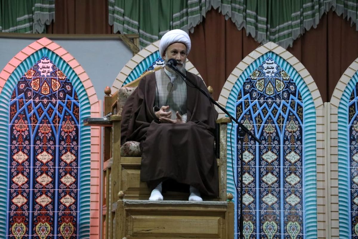 آیت الله دژکام+امام جمعه شیراز 