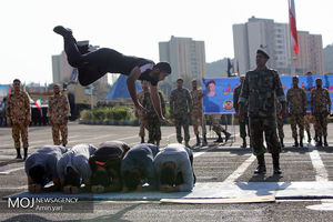 صبحگاه مشترک یگان های نمونه ارتش جمهوری اسلامی ایران