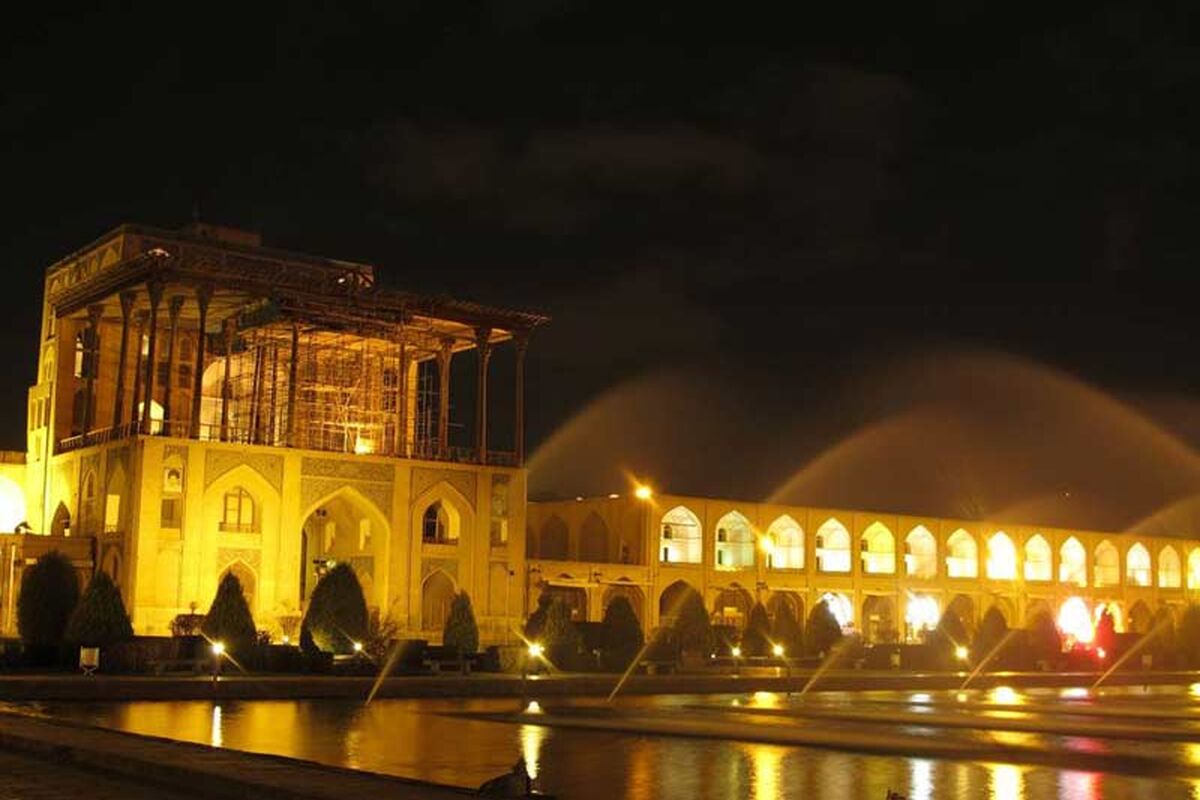 اصفهان- کاخ عالی عالی قاپو