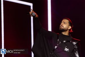 خواننده گروه ماکان بند بازیگر سریال سیروس مقدم شد