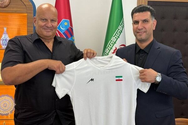 نناد کلاییچ، قهرمان المپیک آتلانتا، سرمربی تیم ملی هندبال ایران شد