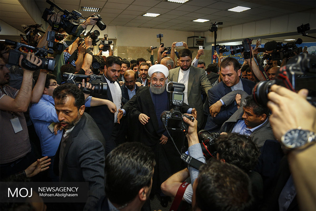 ثبت نام حسن روحانی در انتخابات ریاست جمهوری