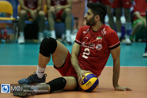 میلاد عبادی پور تابعیت لهستان را دریافت کرد